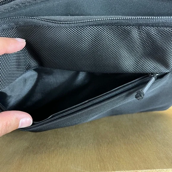 Incipio Tablet Sleeve - Picture 4 of 4